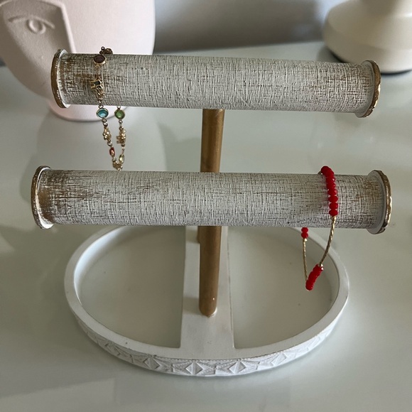 Nicole Miller Jewelry Stand - Picture 5 of 5